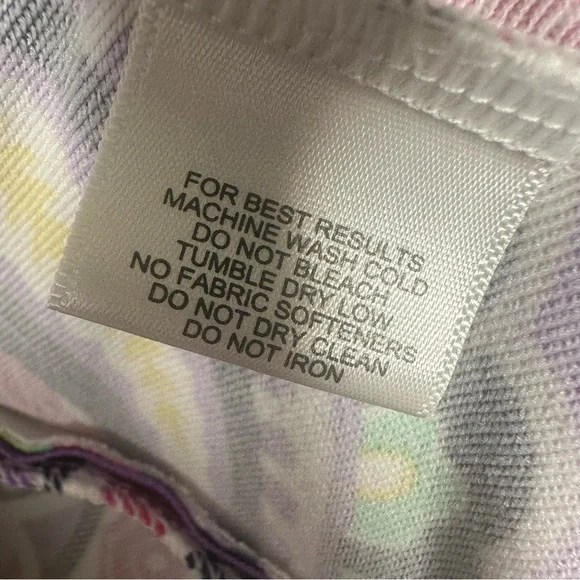 Peter Millar Womens Performance 1/4 Zip Pull Over Size Small Purple Paisley Golf - Picture 7 of 9